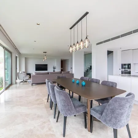 Villa The View *